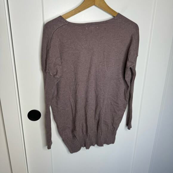 Evereve Everly Mauve Purple Pullover V-neck Ribbed Sweater Size Small - Picture 6 of 6